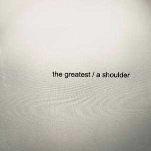 a shoulder (to lean on)