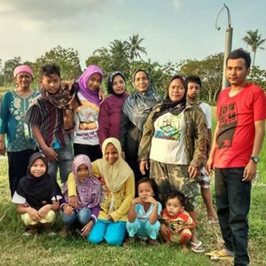 Tangan yang Menggenggam