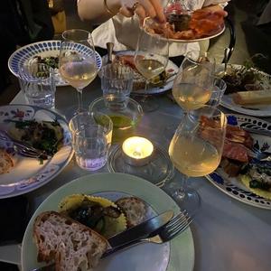 e.t. tekkno (slowed + reverb)