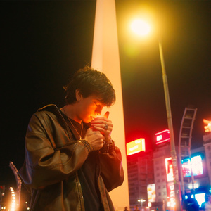 me empilcho piola y me perfumo