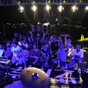 Knocking on heaven's door