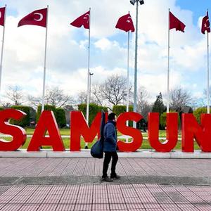 Şu Samsun'un Evleri (feat. elektro bağlama)