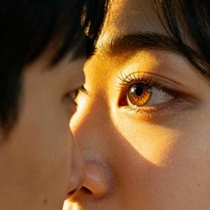 为何总是陷入你的眼睛