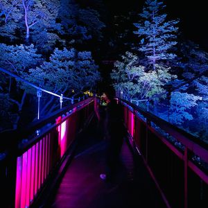 和