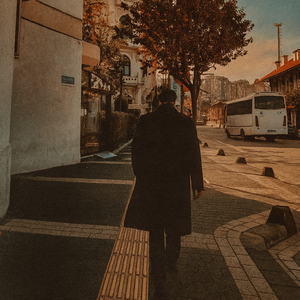 Bu Şehri̇ Yakasim Var