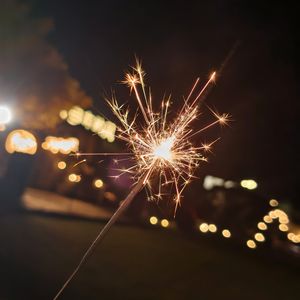 着迷（Sparklers）