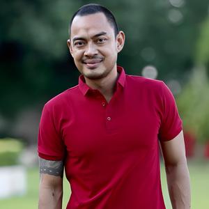 សង្សារខ្ញុំក្លាយជាសង្សារមិត្ដភក្ដិ