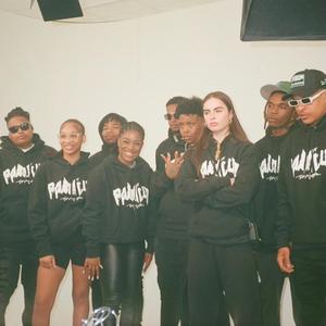 Premium Cypher (feat. Nova Oyb, Mbe Frank, Safari, Tiera Ali, Cali Kilo, Yanayez & Créamo$up)