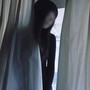 pretty hoes (feat. spicypanda)