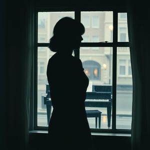 一个孤独的女人 (A lonesome Woman)