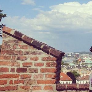 街角咖啡店的慵懒午后