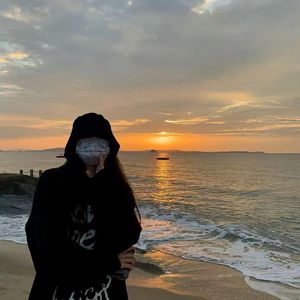 哪有什么岁月静好&