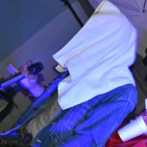 Felon (feat. Gwapmizzle)