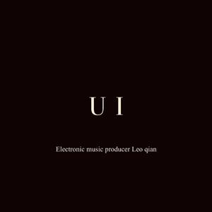 U I