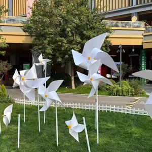 雪是碎了的月光