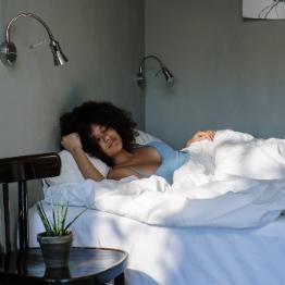 安静深度睡眠自然舒缓钢琴曲