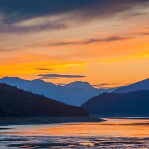 《彩虹桥收费站》