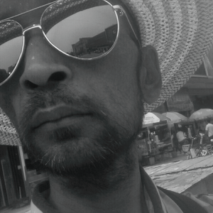 谁谁的谁-蓝调版 伴奏