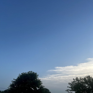 Там за лісом, за лугом