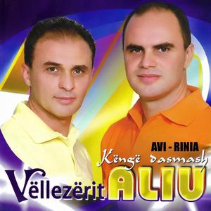 Prej dashurisë gjeta veç mindilin & Në kujtime isha & Hajde Naze (Live)