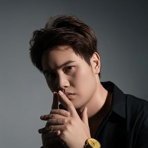 两情相悦共此生