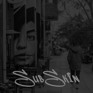 Ακόμα Ζωντανός