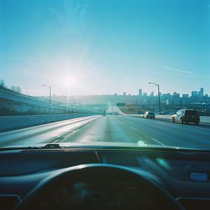 朝の風を切って