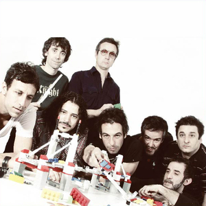 Can't Take My Eyes Off of You / Cómo Le Digo