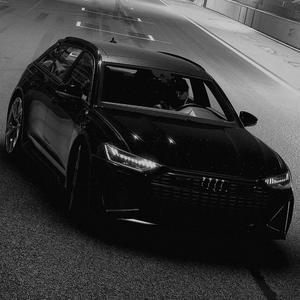 DEATH ON ROAD