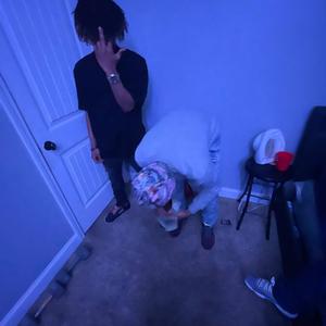 Verse 4 Verse (feat. Guapcryinn & Rell)