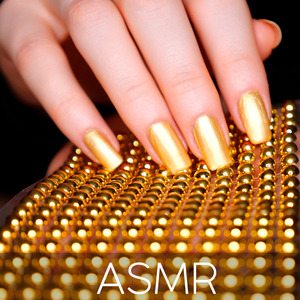 Fake Snakeskin Purse Tapping