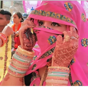 म्हारा जेठ बड़ा न फेकी र नमकीन लेहंगा प