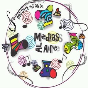 Medias al aire