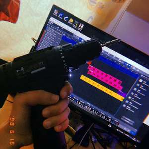 打螺丝（PROD BY XVIBE）