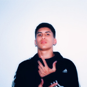 Olhares Que Condenam