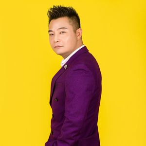 哭着挽留不如笑着放手(嘉宾版） 伴奏