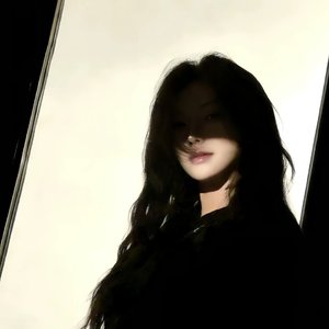 重逢街头，我还爱你