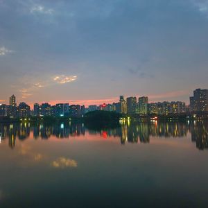 夜幕轻扬