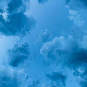 Love is on the cliff（爱在悬崖之上）