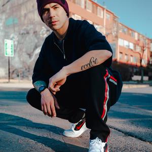 Hacia la Luna (feat. Moser)