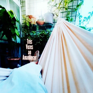 Três Vezes ao Amanhecer (V. Demo)