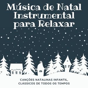 Relaxe Perto da Árvore de Natal