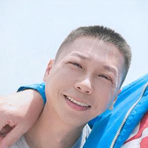 這就是為什麼我們叫他 Bright