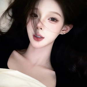 侧脸伴奏
