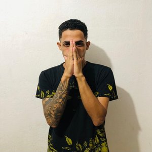 Amiguinha (feat. PITUBUL ALB , POSTURADO DA FAVELA & MC Rick)