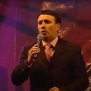 Ai është i gjallë