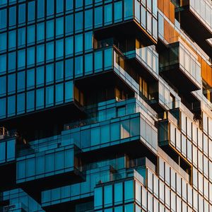 《夜航的灯塔》