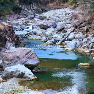 川のせせらぎ音