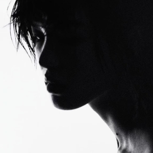 以往这少年懂爱吗