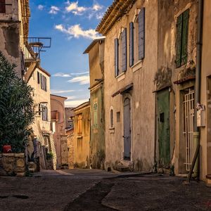 遗忘中的幸福微光